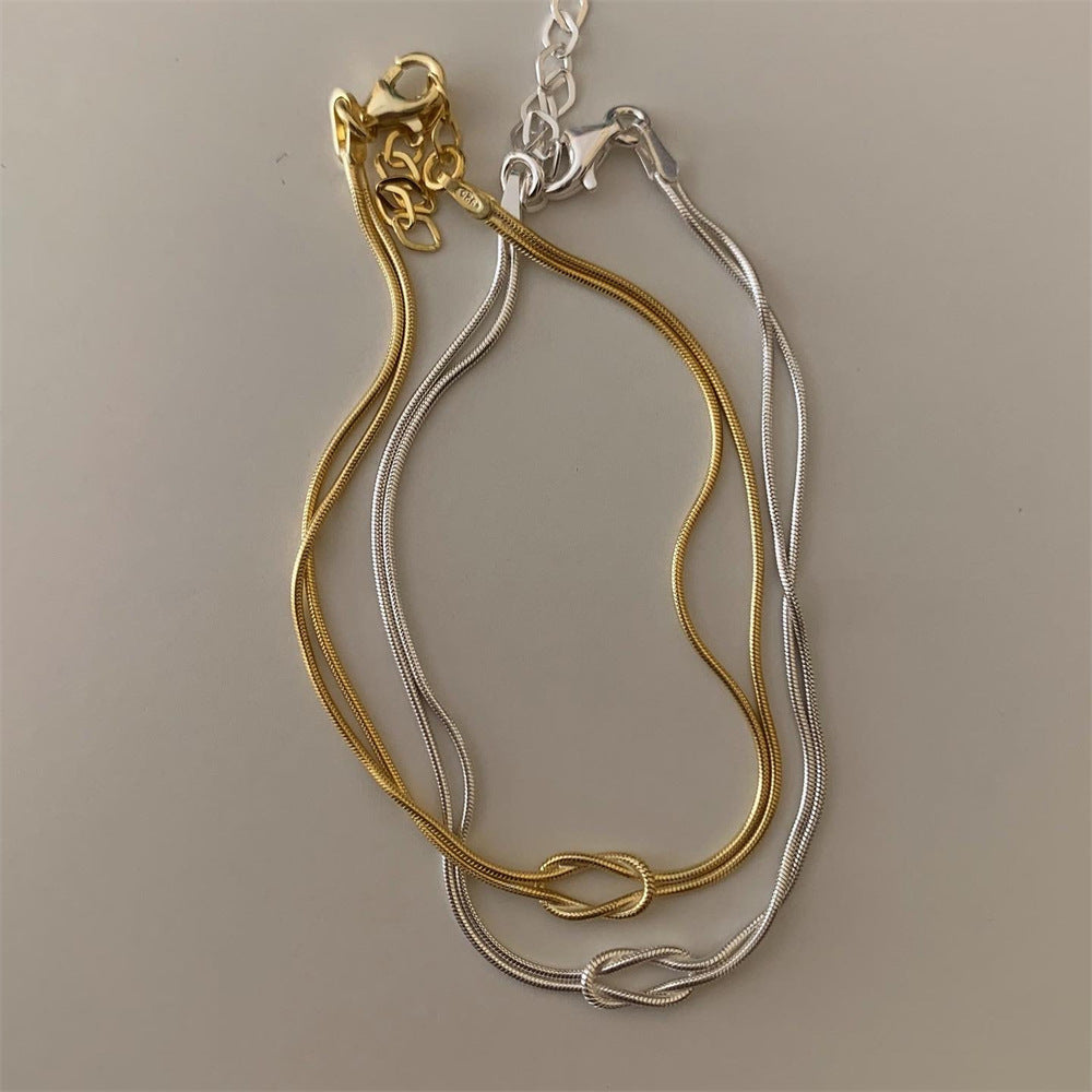 Collier & chaîne ; Bracelet Élégance Intemporelle – Acier Inoxydable avec chaîne ; Finition Or 18K