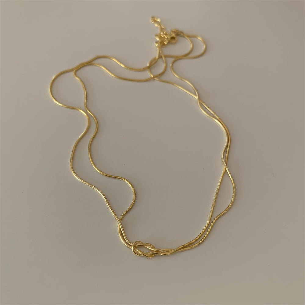 Collier & chaîne ; Bracelet Élégance Intemporelle – Acier Inoxydable avec chaîne ; Finition Or 18K