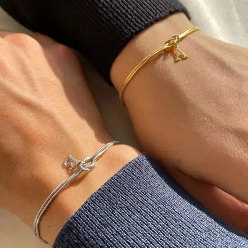 Bracelet Nœud d'Amour A-Z – Élégance Personnalisée &  Acier Inoxydable